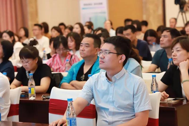 Ʒ•Ҽ2019ﶬƷlAMչ